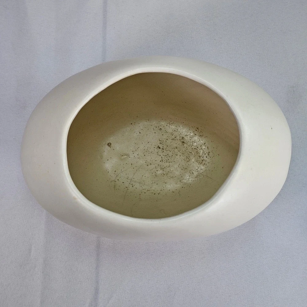 Vintage Haeger USA Pottery Cream Speckled Orb Vase and Footed Pedestal Set 2pc